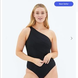 Summersalt’s “The Sidestroke” One Piece Swimsuit